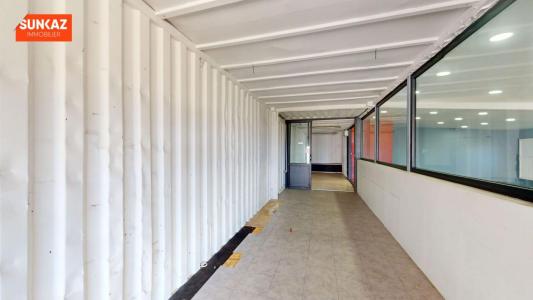 Louer Local commercial Saint-pierre 28800 euros