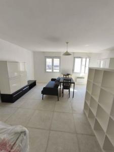 For rent Bagnolet 1 room 31 m2 Seine saint denis (93170) photo 2
