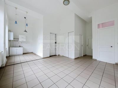 For rent Lyon-4eme-arrondissement 3 rooms 60 m2 Rhone (69004) photo 0