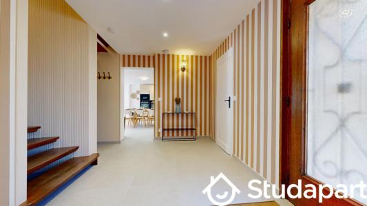 Louer Appartement 275 m2 Rennes