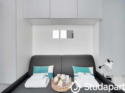 Annonce Location Appartement Paris-18eme-arrondissement 75