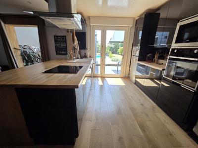 For sale Cambrai 8 rooms 140 m2 Nord (59400) photo 2
