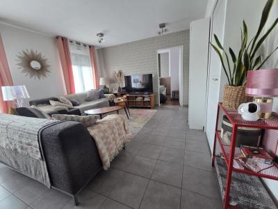 For sale Cambrai 3 rooms 60 m2 Nord (59400) photo 3