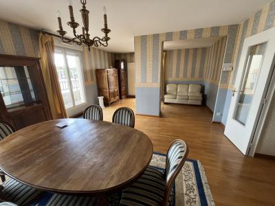 For sale HENON 4 rooms 93 m2 Rhone (69004) photo 4
