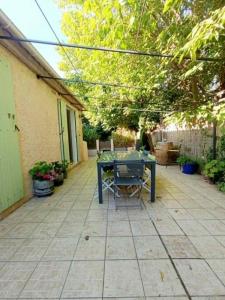 For sale Vitrolles 4 rooms 100 m2 Bouches du Rhone (13127) photo 4