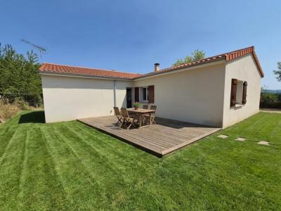 For sale Augerolles 5 rooms 100 m2 Puy de dome (63930) photo 1