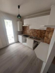 For rent Perpignan 3 rooms 68 m2 Pyrenees orientales (66000) photo 3