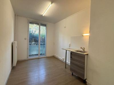 For sale Port-de-bouc 3 rooms 67 m2 Bouches du Rhone (13110) photo 3