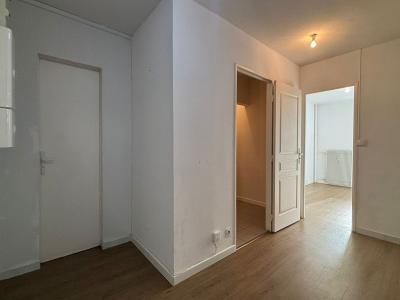 For sale Port-de-bouc 3 rooms 67 m2 Bouches du Rhone (13110) photo 4
