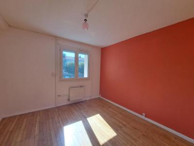 Annonce Location 4 pi�ces Appartement Saint-heand 42
