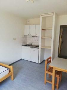 For rent Montbeliard 1 room 21 m2 Doubs (25200) photo 2