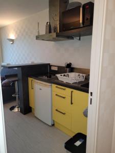 For sale Rennes 3 rooms 34 m2 Ille et vilaine (35000) photo 1