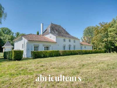 For sale Saint-laurent-de-cognac 10 rooms 270 m2 Charente (16100) photo 3