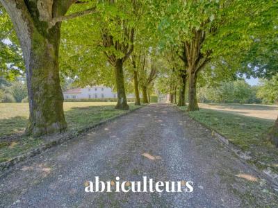 For sale Saint-laurent-de-cognac 10 rooms 270 m2 Charente (16100) photo 4