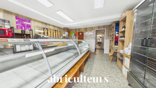 For sale Saint-jean-d'angely 2 rooms 78 m2 Charente maritime (17400) photo 0