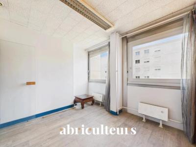 For sale Chartres 3 rooms 39 m2 Eure et loir (28000) photo 3
