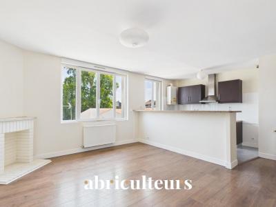 For sale Bordeaux 3 rooms 72 m2 Gironde (33000) photo 0