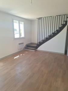 Louer Maison 87 m2 Vallenay