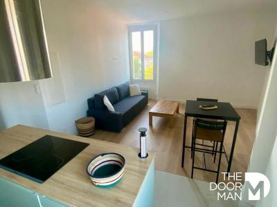 For sale Hyeres 2 rooms 42 m2 Var (83400) photo 0