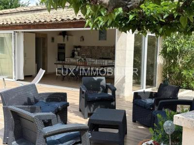 For sale Noves 4 rooms 144 m2 Bouches du Rhone (13550) photo 3