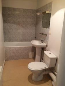 For rent Libourne 2 rooms 40 m2 Gironde (33500) photo 4