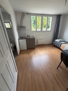 For rent Eysines 1 room 17 m2 Gironde (33320) photo 0