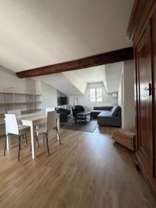 Louer Appartement 55 m2 Bordeaux