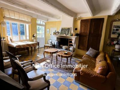 Acheter Maison 390 m2 Tour-d'aigues