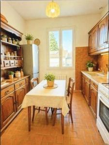 For sale 4 rooms 90 m2 Vaucluse (84110) photo 2