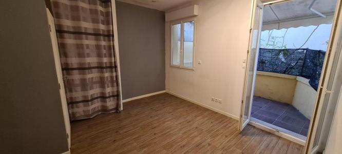 Louer Appartement  550 euros