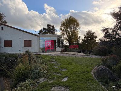 Acheter Maison 308 m2 Saint-pierre-des-echaubrognes