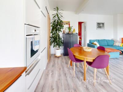 For sale Vannes 3 rooms 65 m2 Morbihan (56000) photo 2