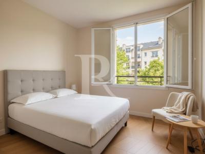 For sale Saint-germain-en-laye 2 rooms 43 m2 Yvelines (78100) photo 1