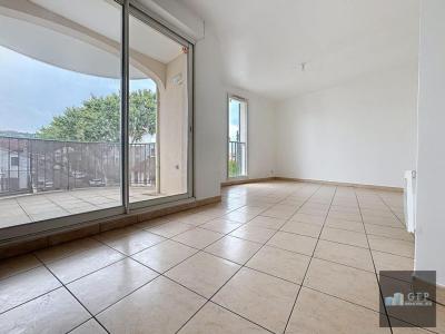 For sale Hyeres 2 rooms 41 m2 Var (83400) photo 3