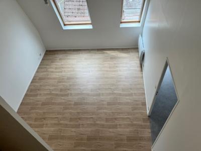 Louer Appartement 61 m2 Chatre