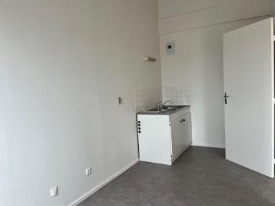 Louer Appartement Chatre 443 euros