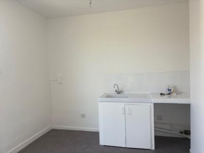 Louer Appartement 50 m2 Chatre