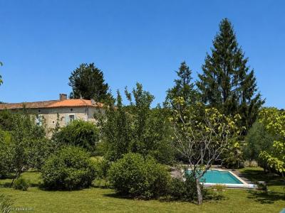 For sale Mansle 4 rooms 122 m2 Charente (16230) photo 1
