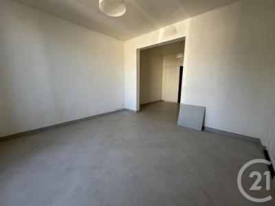 For rent Pont-sainte-maxence 1 room 25 m2 Oise (60700) photo 2