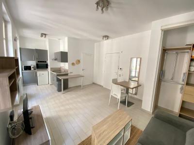 Louer Appartement 27 m2 Marseille-2eme-arrondissement