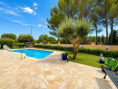 For sale Vidauban 4 rooms 140 m2 Var (83550) photo 2
