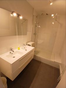 For rent Saint-etienne 4 rooms 79 m2 Loire (42000) photo 4