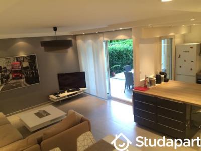 For rent Cannes 3 rooms 74 m2 Alpes Maritimes (06400) photo 2