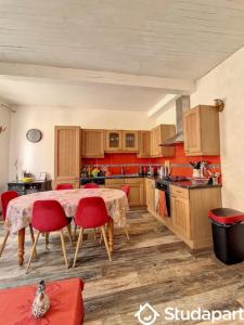 Louer Appartement 12 m2 Isle-sur-la-sorgue