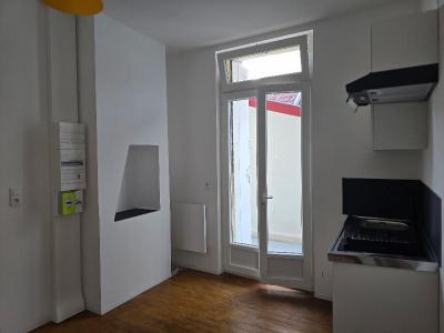 For rent Arcachon 1 room 13 m2 Gironde (33120) photo 2
