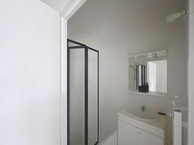 For rent Blaye 2 rooms 45 m2 Gironde (33390) photo 2