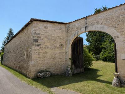 For sale 4 rooms 122 m2 Charente (16230) photo 4