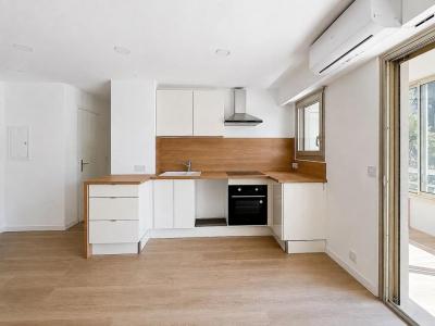 For sale Cannes 2 rooms 37 m2 Alpes Maritimes (06400) photo 2