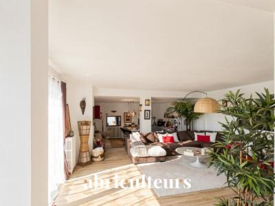 For sale Colombes 5 rooms 176 m2 Hauts de Seine (92700) photo 3