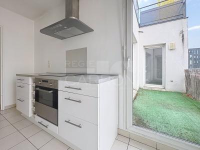 For sale Lyon-9eme-arrondissement 3 rooms 68 m2 Rhone (69009) photo 1